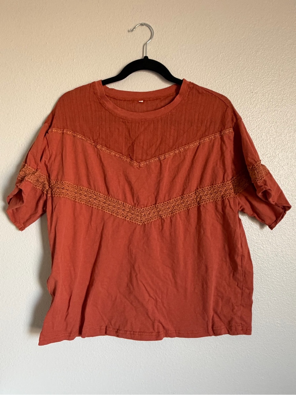 Women's Rust Crochet-Trim Short Sleeve Top